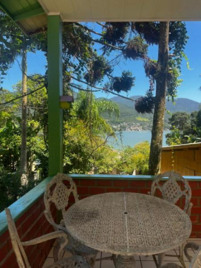 Casa Enseada do Brito com vista para o Mar